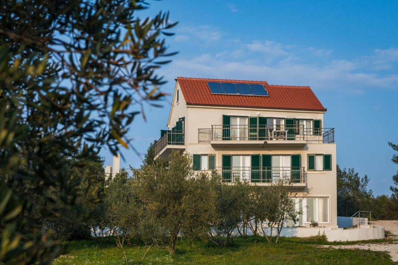 Bijaka Villas&Apartments Milna  Exterior photo